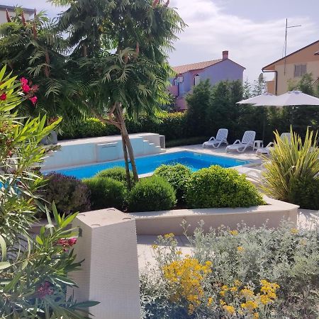 Apartment With Heated Pool, Villa Regina PUY Exterior foto