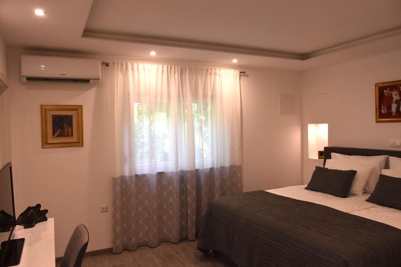 Apartment With Heated Pool, Villa Regina PUY Exterior foto