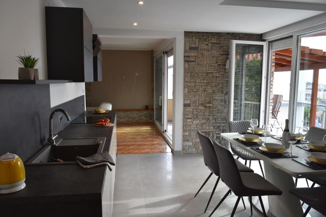 Apartment With Heated Pool, Villa Regina PUY Exterior foto