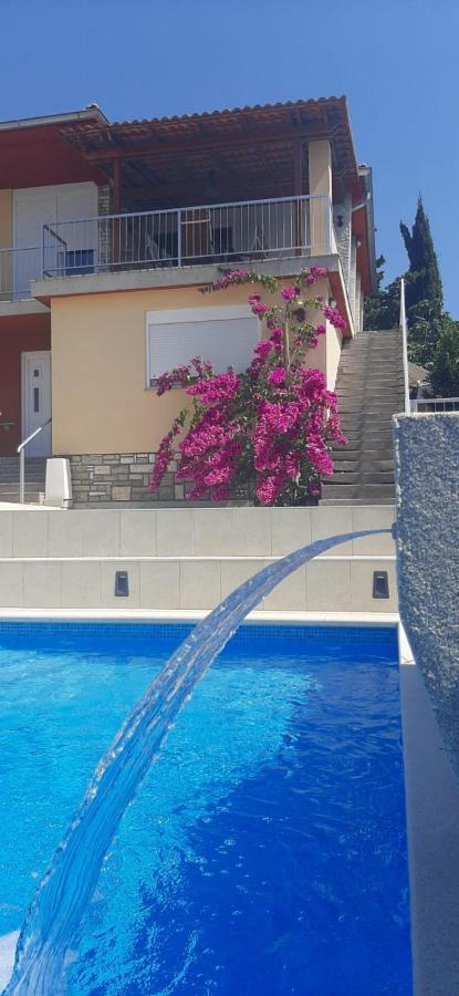 Apartment With Heated Pool, Villa Regina PUY Exterior foto